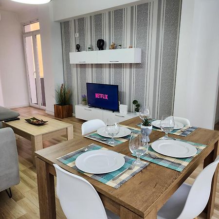 2E Apartment Myslym Shyri Тирана Экстерьер фото