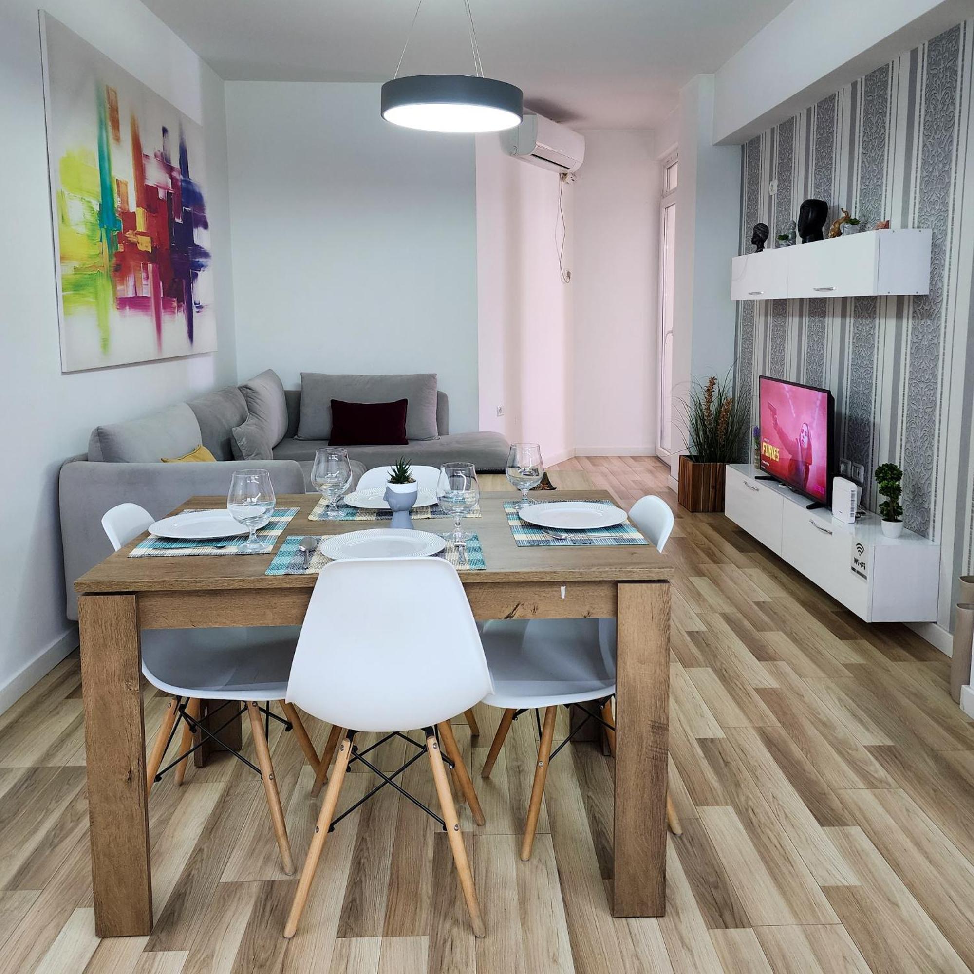 2E Apartment Myslym Shyri Тирана Экстерьер фото