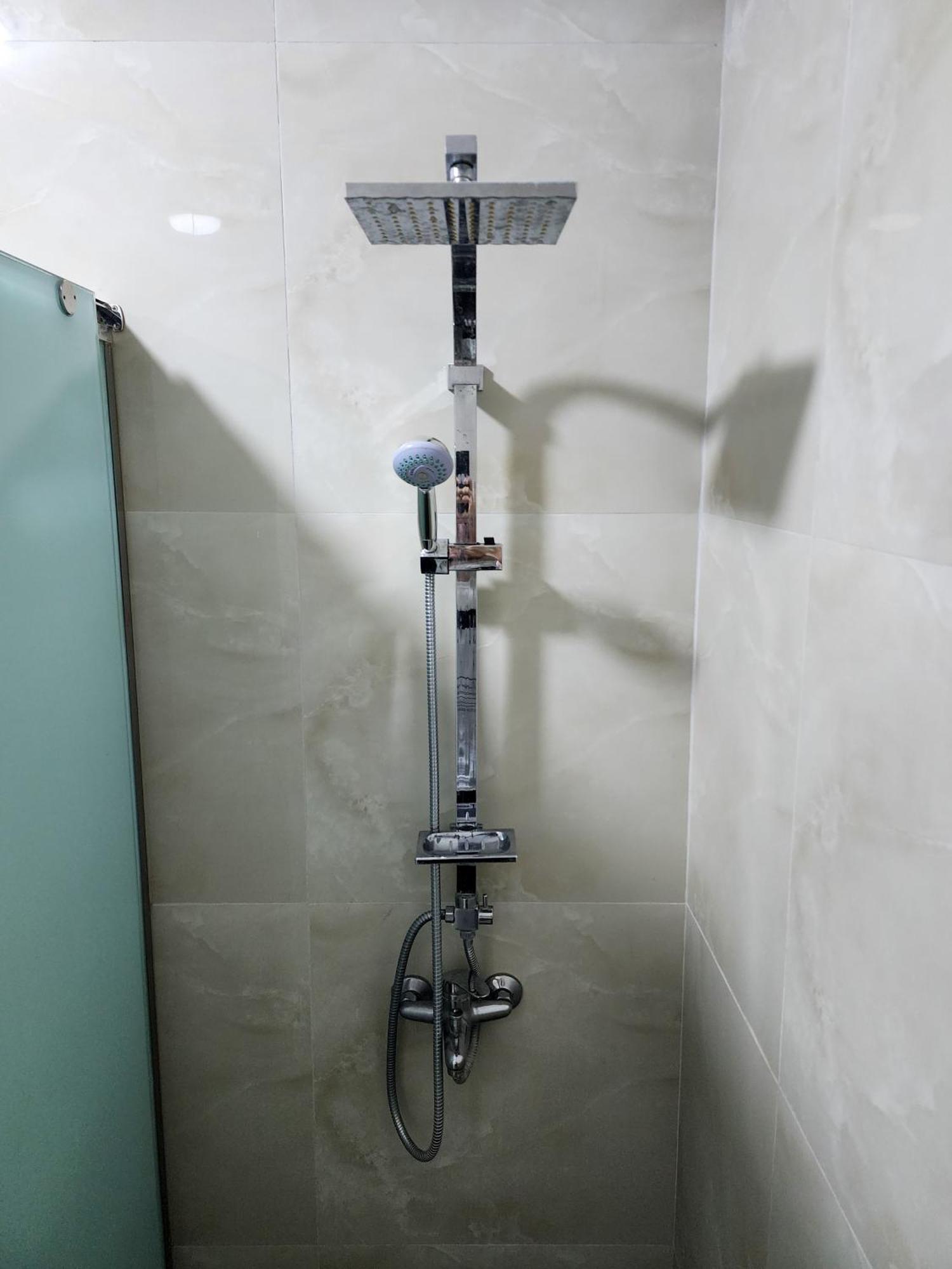 2E Apartment Myslym Shyri Тирана Экстерьер фото
